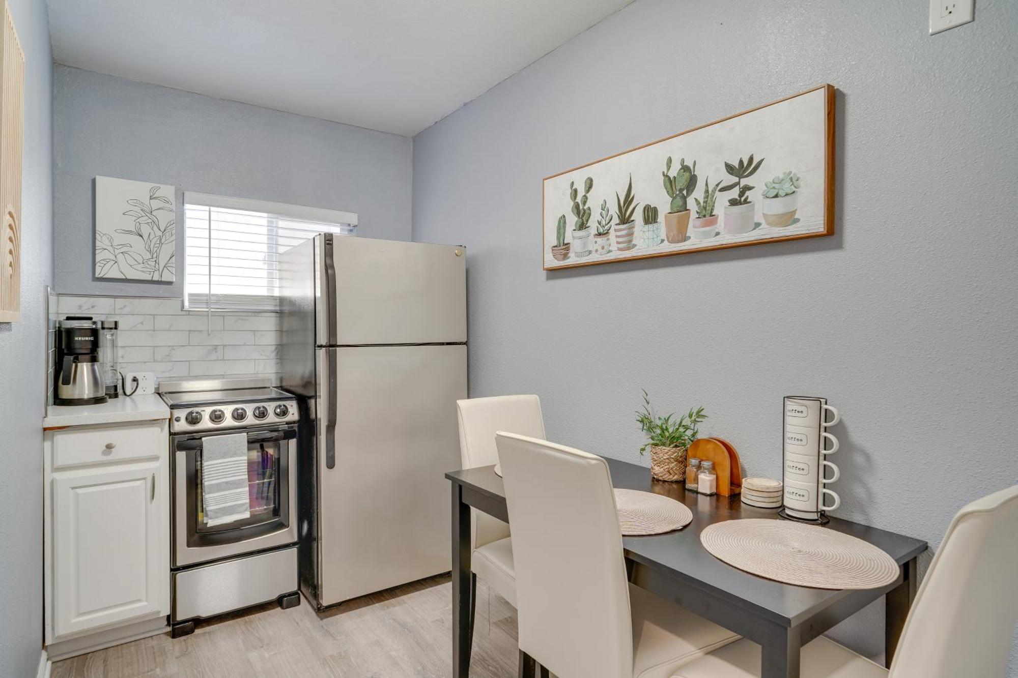 Cozy Bay Area Vacation Rental With Patio Hayward Luaran gambar